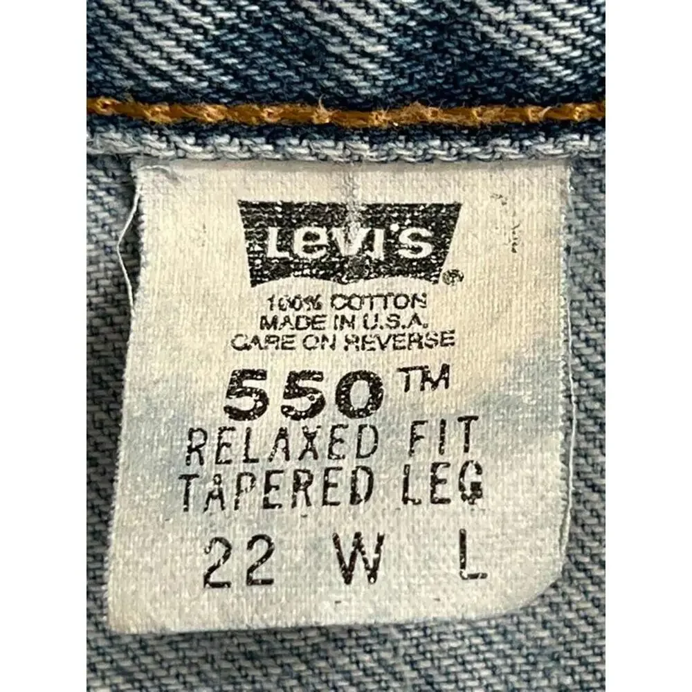 Levi's 550 Relaxed Fit Light Wash Denim Jeans Size 32‎ Waist